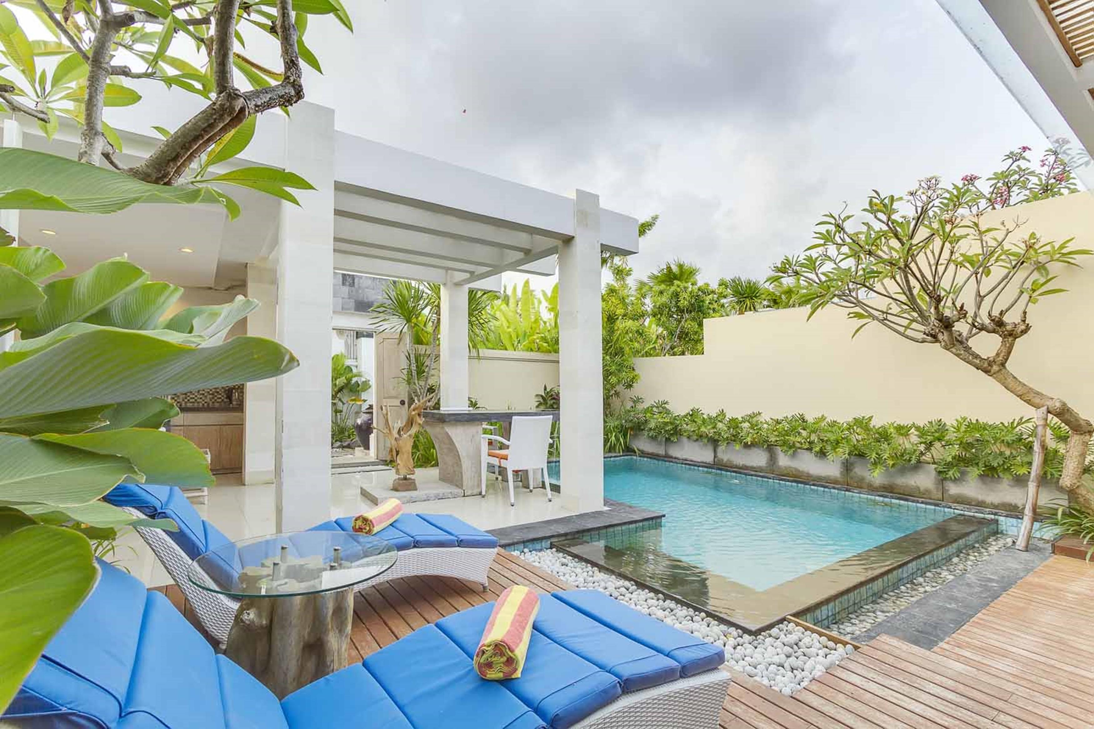 The Tukad Villa Seminyak  Luaran gambar