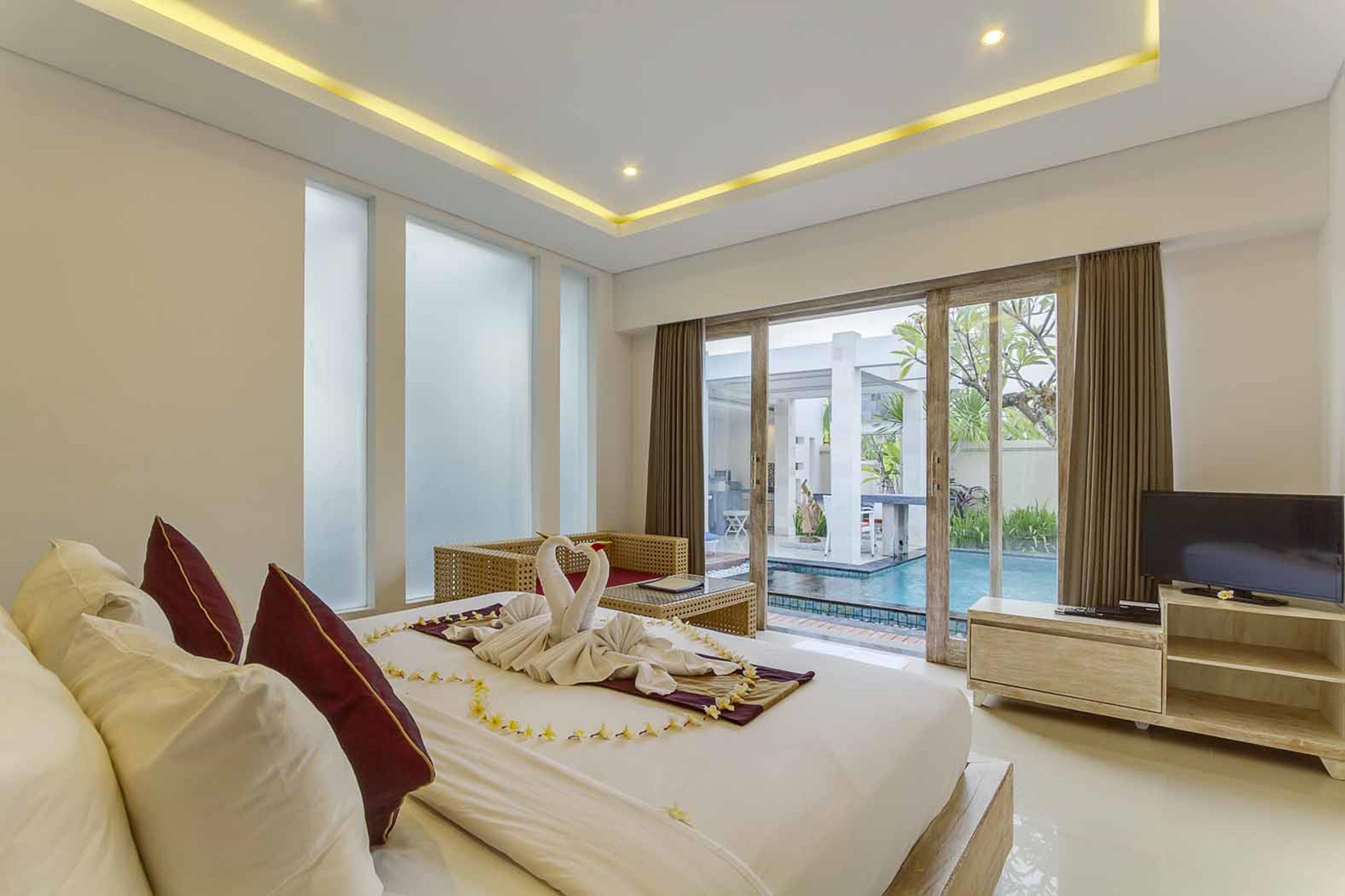 The Tukad Villa Seminyak  Luaran gambar